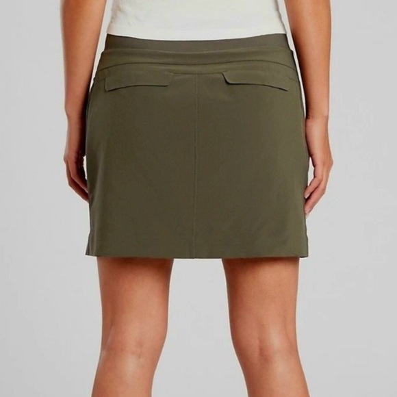 Athleta Soho Skort Skirt Olive Green Pockets Size 16 Tall Hiking Golf Tennis - Picture 4 of 12